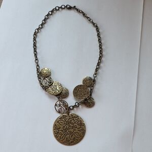 ladies Gold-Tone Floral Pendant Necklace